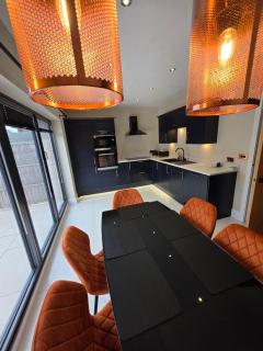 The City Haven Near City Centre - 9