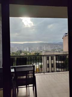 Holbrook isani - Tbilisi - 1