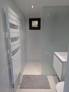 Bright and cozy ensuite room in shared apartment - 8