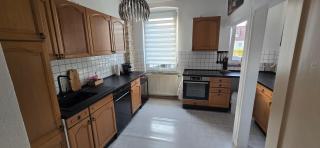 Vier Zimmer Appartment mit Küche & Bad - 1
