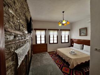 Guest House Salaria - 1