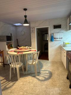 Casa aconchegante com fogão a lenha - 8