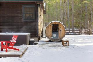 Huge Cabin, Whiteface, Hot Tub, Sauna & Game Room - 9