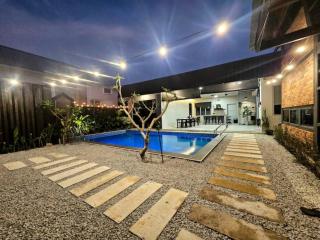 Adenium Villa - 8