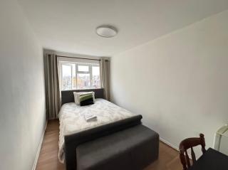 SLT Comfy Double Room Tottenham London - 0