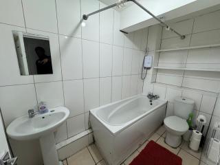SLT Comfy Double Room Tottenham London - 6