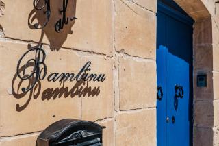 250 yo Tal-Bambinu Boutique Farmhouse - 7