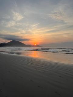 Apartamento confortável pertinho praia - 2