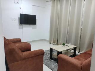 Self Service 1BHK Apartment 101 High Speed Net - 0