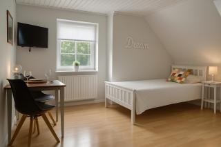 4 Schlafzimmer,2 Bäder, vollausgestatte Küche,Parkplatz,Wlan - 3
