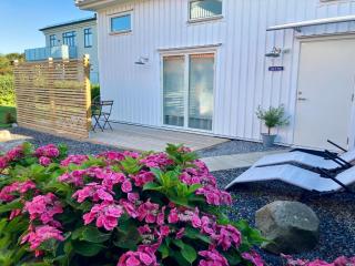 Stuga de Lagom on Swedens west coast pearl - 1
