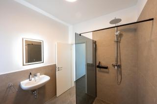 Lux Apts Zentral-Messe-Küche - 3