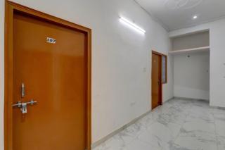 Hotel O Apna Guest House - 1