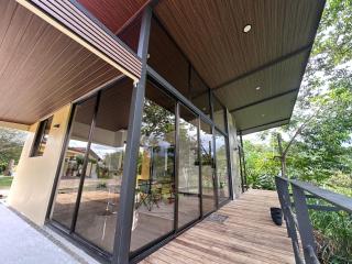 Tree of Heaven Lodge - 6