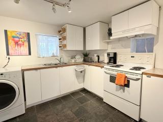 walk distance to kits beach 2bedrooms only for you - 7