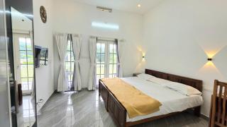 5 bedroom entire home upto 20 guests - 1