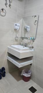Luxury Furnished Apartment in Salalah Center - 9