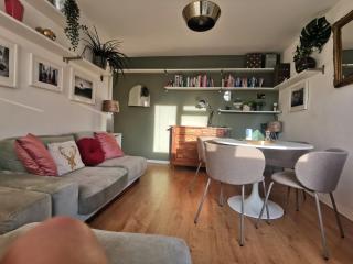 The Camden Hideaway - 2