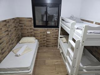 הזית והרימון - 3