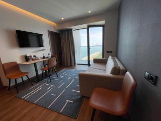 Marriot by Batumi - 9