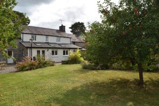 4 bedroom cottage with large garden in Ceredigion Mid Wales - 9