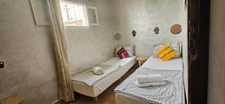 Idriss Seaview Guesthouse - 1