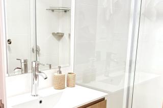 2 Bedroom Apartment in front of Miraflores - 3