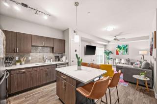2BR Downtown SLC Hot Tub Free Parking - 7