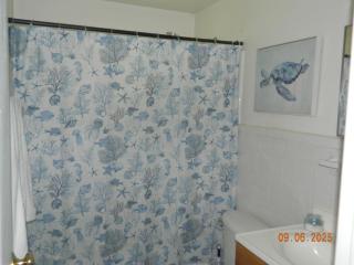Chazz Doorway Duplex - 8
