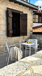 Levanda House - Traditional House - 8