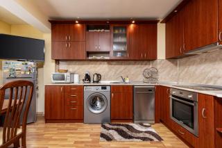 Comfort Corner - 1BD with Balcony - 7
