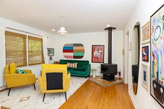 Trendy Bohemian Bungalow, Close to Uptown, Plaza & Noda - 7
