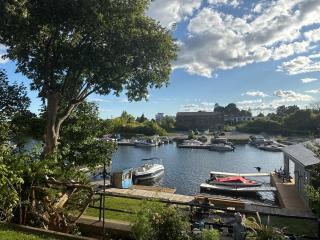 2 Rivers Inn The Thousand Islands - LUXURY WATERFRONT WALKOUT - 2