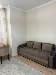 Красивая квартира с необычной кроватью - 3