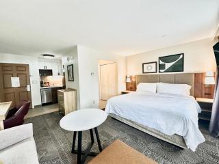Staybridge Suites East Stroudsburg - Poconos by IHG - 5