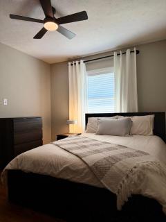 Cozy Mid Century Home in Athens GA - 3