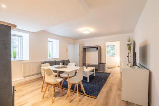 Stilvolle Wohnung in Bester Lage - 1