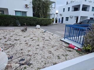 2 bedroom 4 bed - 1
