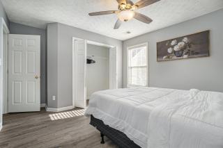 Cozy home in Austell - 4