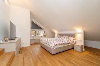 Exklusive Walmdachvilla München-Grünwald - 2