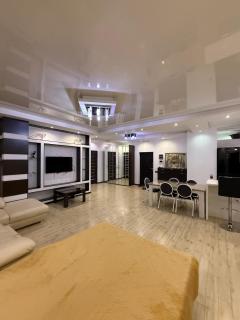 Luxurious 3-room apartment - 0