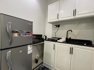 SARA 6 Elegant 1-BR Suite Prime Location - 7
