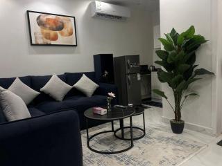 SARA 6 Elegant 1-BR Suite Prime Location - 2