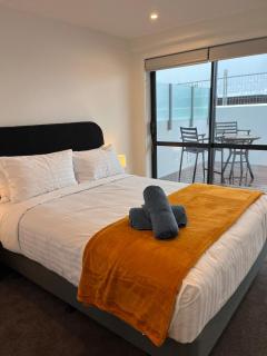 Beach escape at Mount Maunganui - Mount Maunganui - 2