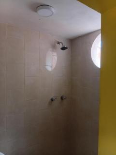 Asadero y habitaciones - 2