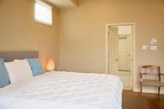 Modern 2BR Home - Memorial Park - 4