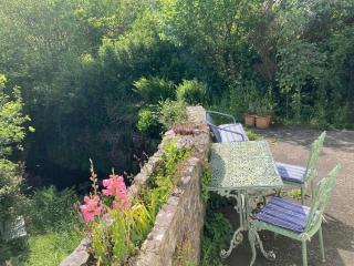 Rose's Studio, Bucks Mills - 9