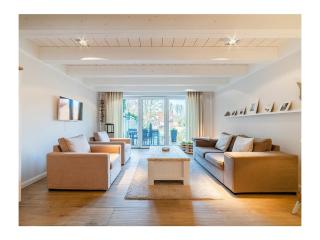 Holiday home with 2 bedrooms - 6