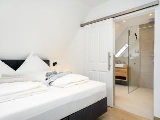 Holiday apartment with 2 bedrooms - 4