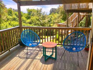 Seaview Sanctuary - stunning sea and bush location - 9